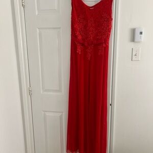 Elegant Red Lace Evening Gown